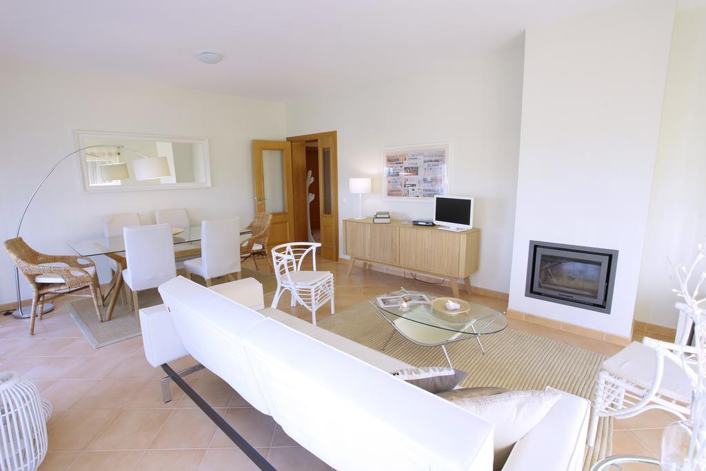 Apartamentos Villa T2 Vila Sagres Ruang foto