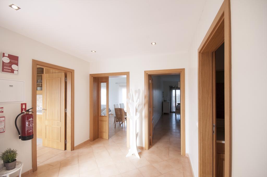 Apartamentos Villa T2 Vila Sagres Ruang foto